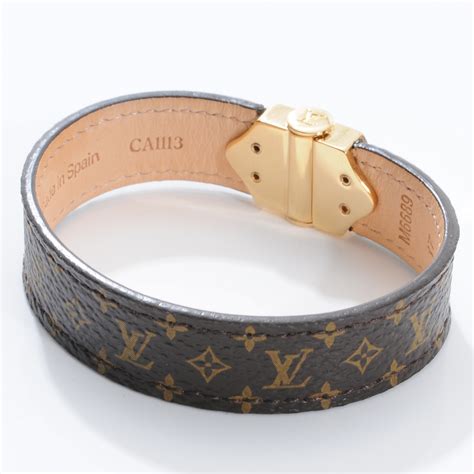 size 17 bracelet louis vuitton